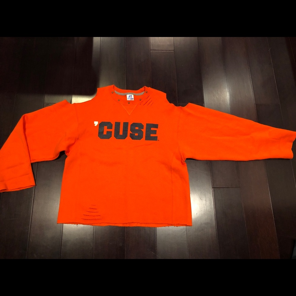OpenShoulder Syracuse University sweatshirt
